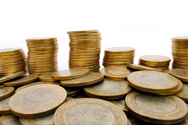 Crypto users outraged by fake Elizabeth Warren letter