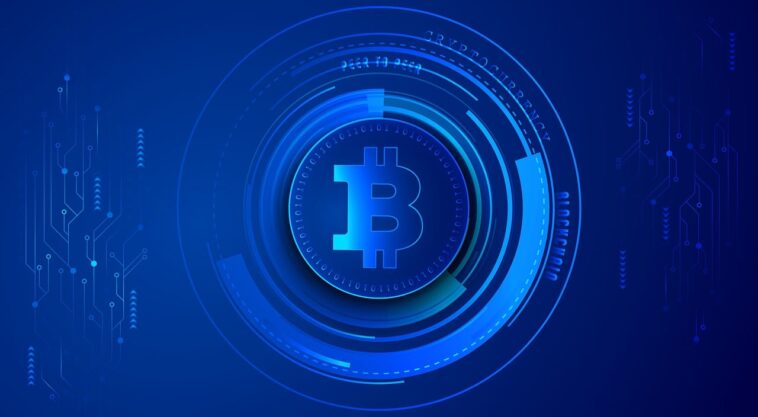 Elizabeth Warren and John Deaton clash over crypto during the 1st debate